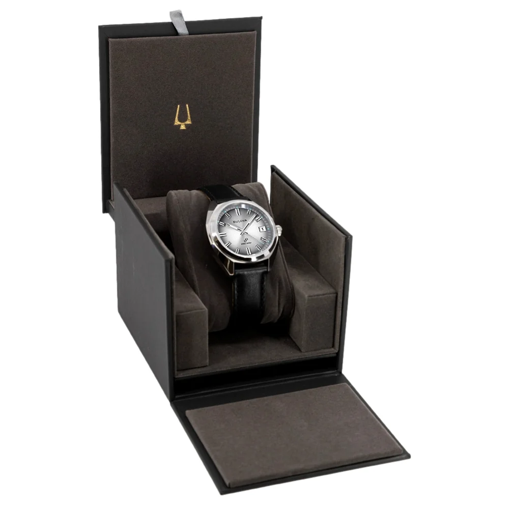 Bulova 96B414 Jet Star Quartz Men's Watch - Image 9